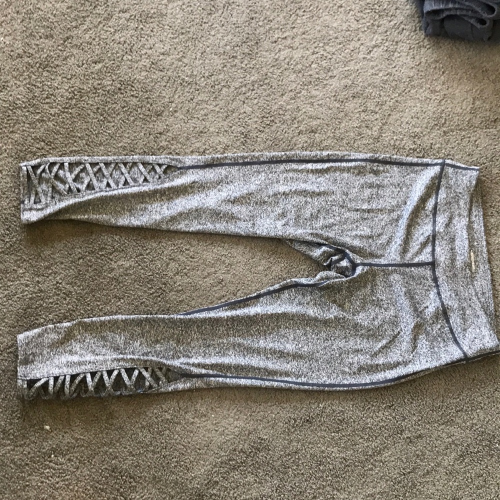 Size M leggings